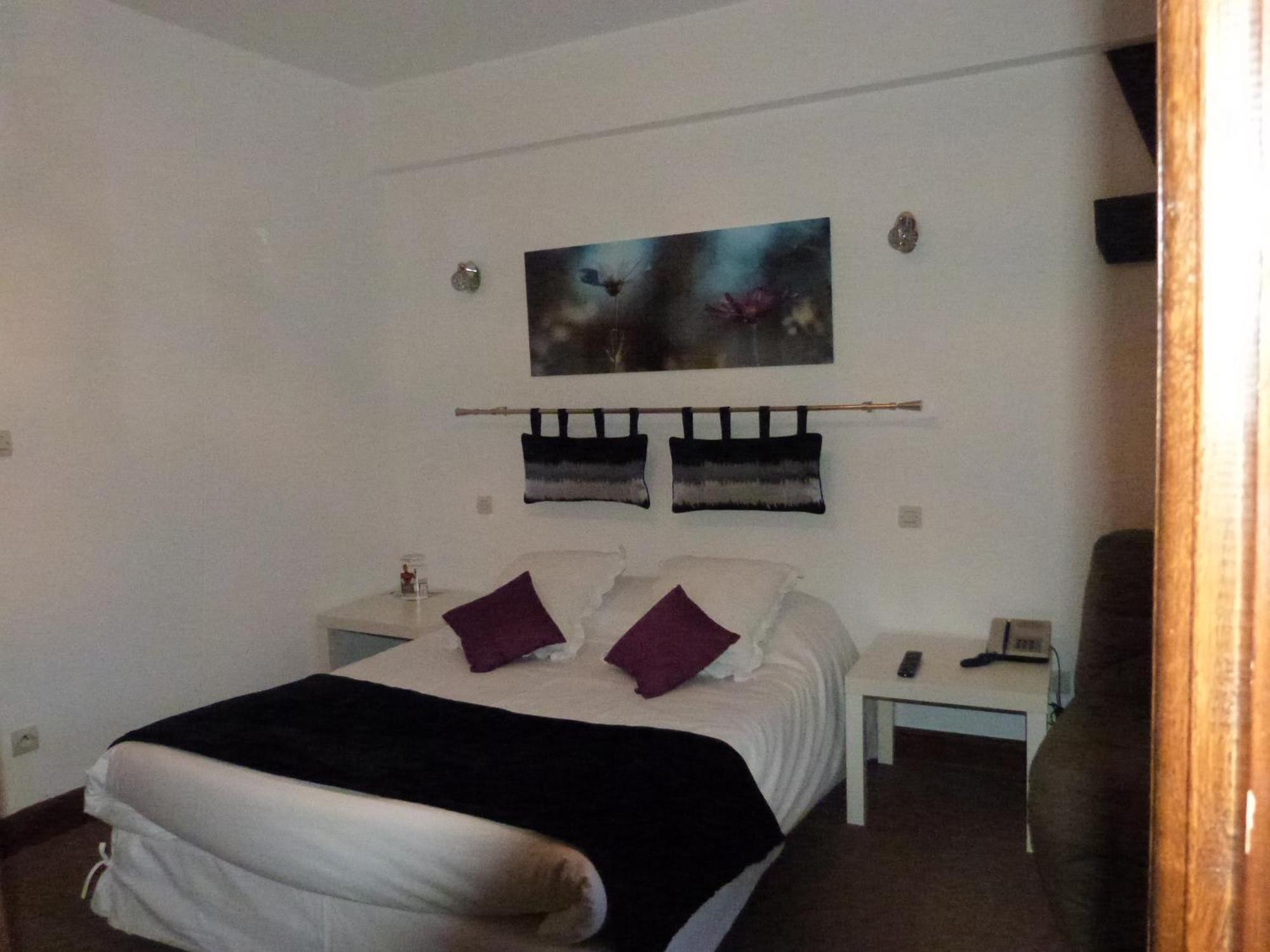 Hotel Relais De Bèze Habitación foto